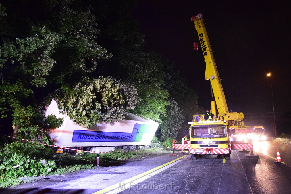 Schwerer VU A 3 Rich Oberhausen Hoehe AK Leverkusen P114.JPG - Miklos Laubert